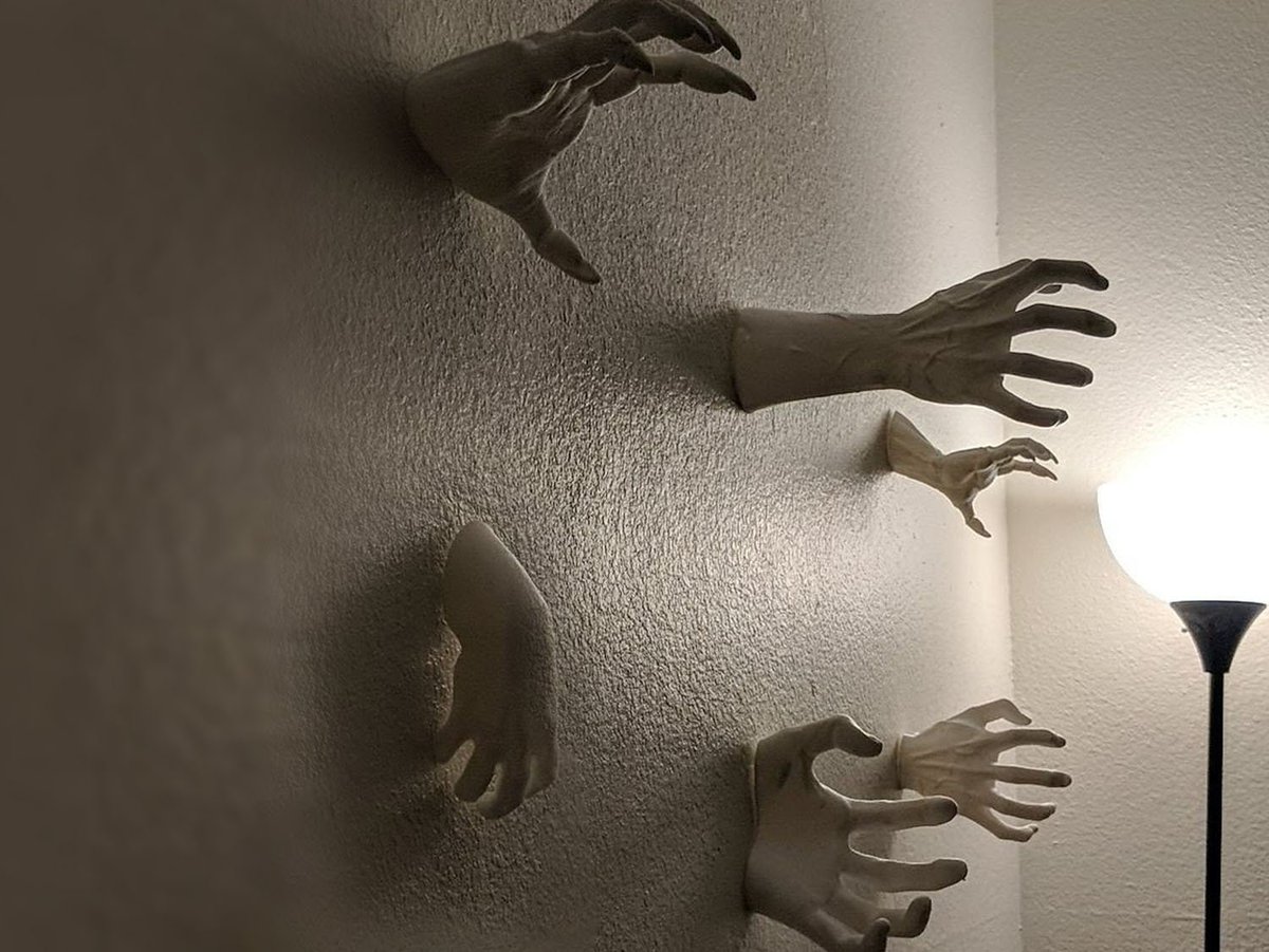 Stl3DShops's tweet photo. Sono felice di condividere l'ultimo arrivato nel mio negozio #etsy: STL Files Wall Creepy Reaching Hands per artigianato fai-da-te stencil arte murale 2D Halloween https://t.co/PbGj3WqyDB #stampa3d #2dwallart #diycrafts #stlfilesprinting #3dprinterfiles #3dprintreadyst https://t.co/J06ZNzu5F2