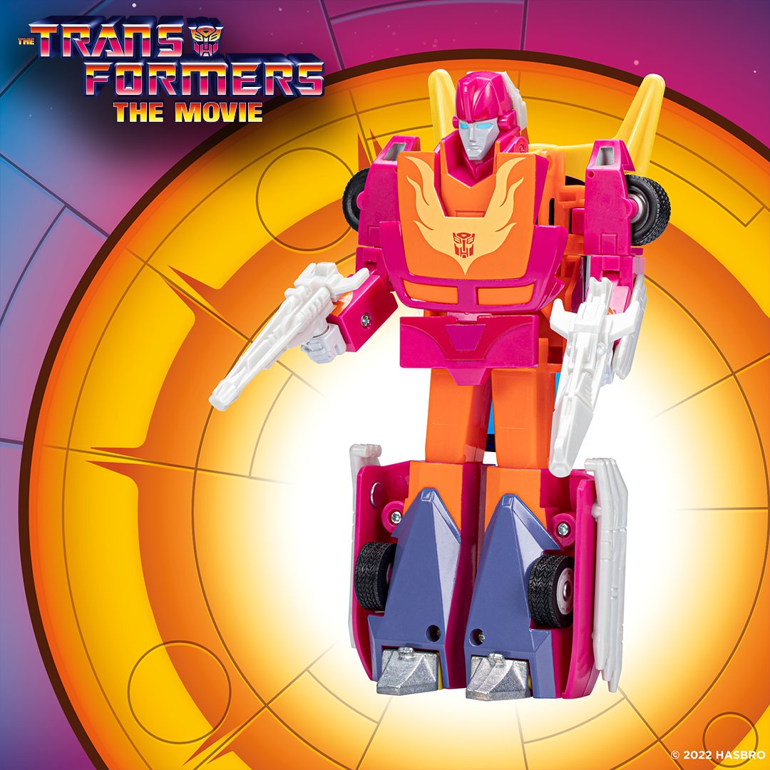 HasbroPulse's tweet photo. We're taking it back to 1986 with these new #Transformers Retro The Transformers: The Movie #Autobot #HotRod and #Decepticon #Starscream! Pre-order @Walmart with some quantities on #HasbroPulse! beginning at 10am ET for Pulse Premium members and for all fans at 11am ET! https://t.co/LlHwsyAKj5