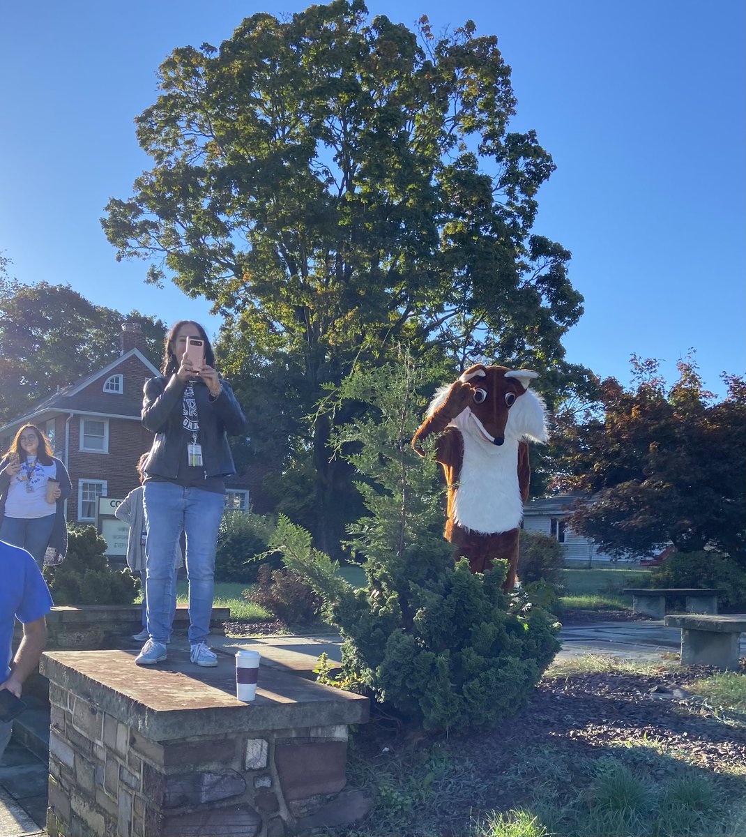 MrsCookWI's tweet photo. Wicoff’s Walk to School Day @mwelborn12 @WWP_Schools https://t.co/VKLJzyhA2f