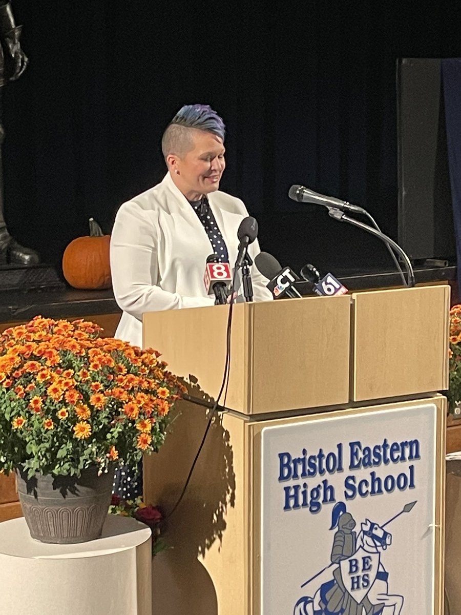 BCHSprincipal's tweet photo. From our Ramily to yours, Congratulations to BE’s Carolyn Kielma!  Connecticut State Teacher of the Year! An amazing educator and even better human being! https://t.co/rfhkv9TPNH
