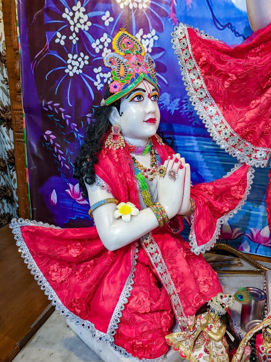 IskconAligarh's tweet photo. #Arjun #Krishna #deities(called as #Arjun #Varshney #Krishna) #Darshan,
#Iskcon #Aligarh #Gita #Gyan #Mandir, #Harduaganj. 06.10.2022
Photography courtesy of Mayapur Chandra (KRD) Prabhuji.
#APNA #SAHAYOGI #PREMI #PARIVAR.
#अपना #सहयोगी #प्रेमी #परिवार | https://t.co/6iUBO5SIXW