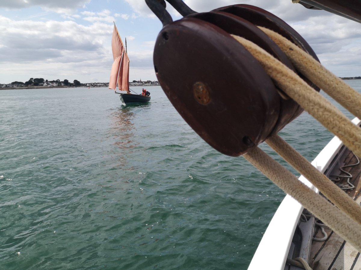 Aunea_Ing's tweet photo. Retour en photos sur la sortie de Unity of Lynn avec quelques partenaires privilégiés 🤗
Vent Soleil Joie Bonne Humeur sous la houlette du skipper Franck 🙏 #smack #auray #morbihan https://t.co/MDSaPhRpDH