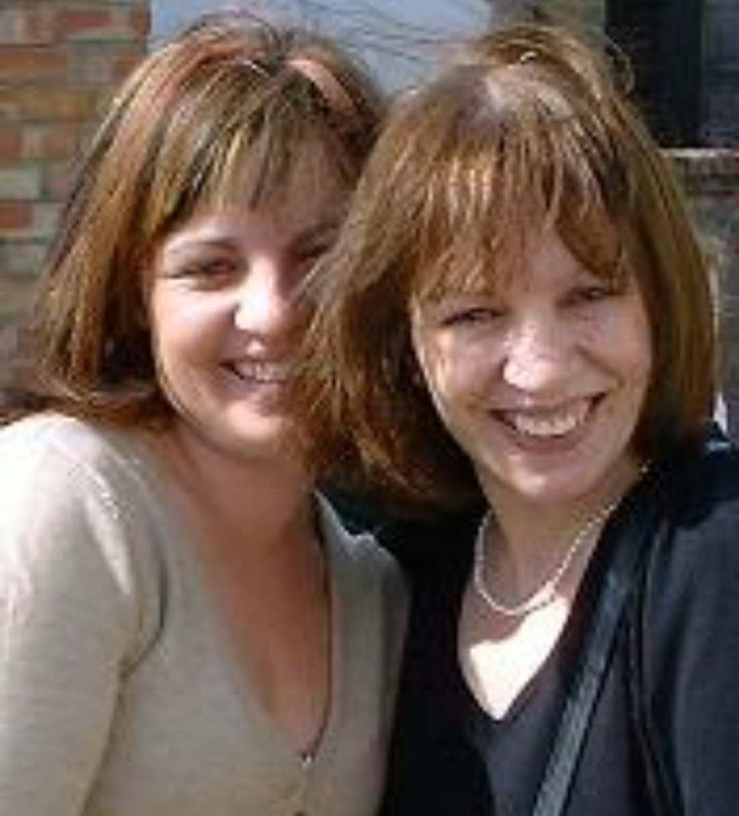 RavenSong1971's tweet photo. Rest easy my beautiful mum. I will always love you. May your spirit soar to the greatest places. I will see you on the otherside. 
With all my love for eternity. 
🌬🖤/|\ https://t.co/bquv4iiMrH