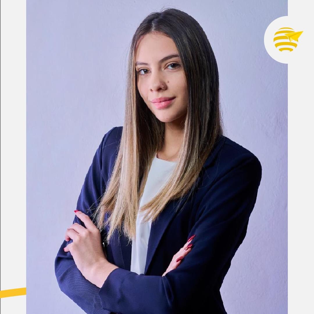 fixocargopy's tweet photo. Conozcan a Jazmila nuestra asesora de la sucursal de Encarnación 📦💪🏻
Fan de Club Olimpia, en sus tiempos libres es modelo publicitaria y siempre está dispuesta a ayudarte con la mejor onda 😊
#FixoCargo #FixoTeam #Encarnación https://t.co/hZfEAxFoOg