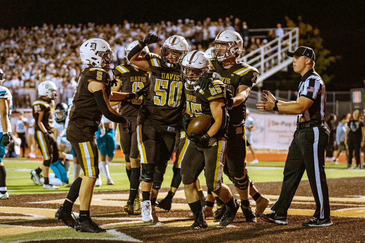 DavisDartsFB's tweet photo. Game Day!  #WeAreDavis

Davis vs. Weber (@ Weber - 7 PM)

Let’s go… @ScottPeery2 @JStevens_38 @Eastonbaggett1 @elkins_tyson @TyceWilson1 @JBJoshBarker @BYU_CoachJustin @BYUFBRecruiting @21ADyson @evanjohnsonUU @MasonYellicoUT @DjTialavea_86 @coachblairp @CoachStutzmann https://t.co/72XIdlLjPO