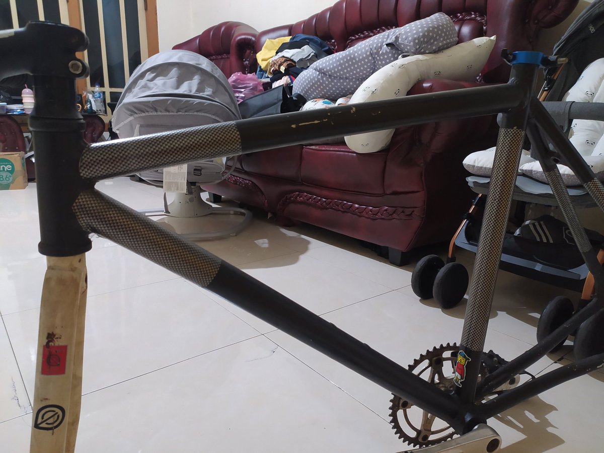 Wts frameset Soloist 71 size 50, fork brain (inc hs+bb).

SPECIAL PRICE 500RB SAMPAI HARI MINGGU. Senin harga naik.

Harga khusus ambil ke rumah, kirim kirim kena ongkos packing +100rb (diluar ongkir, tokped free ongkir) #fnfjb