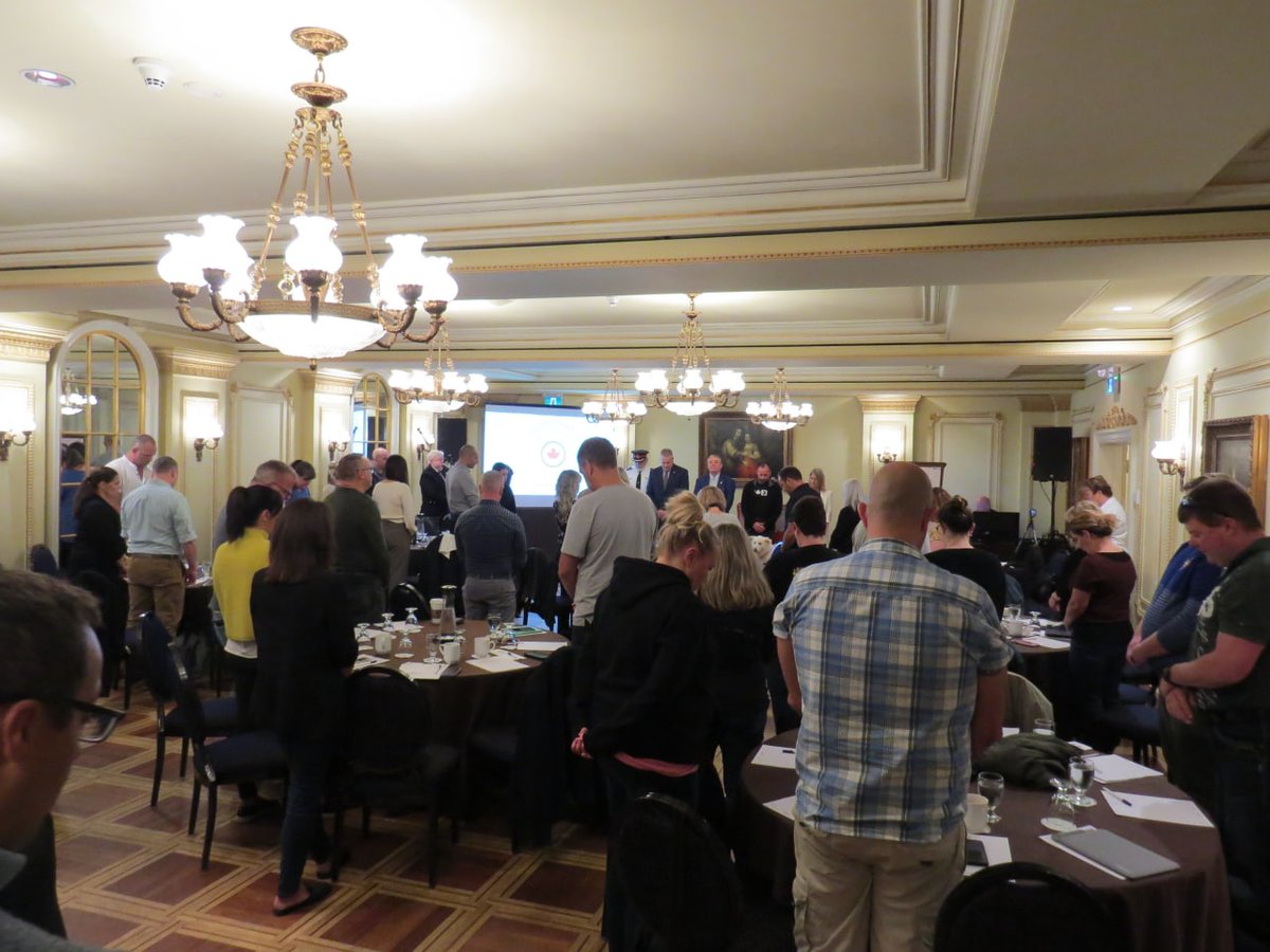 Events4Wellness's tweet photo. [Video] Day 2 of 7th Annual Invisible Wounds 7th Annual National Conference for First Responders October 6, 2022 in Niagara-on-the-Lake starts with keynote speakers piped in and a moment of silence for our fallen comrades. https://t.co/xt8rUkgGeh #Events4Wellness #MIAW #MIAW2022 https://t.co/fmbmWr10ot