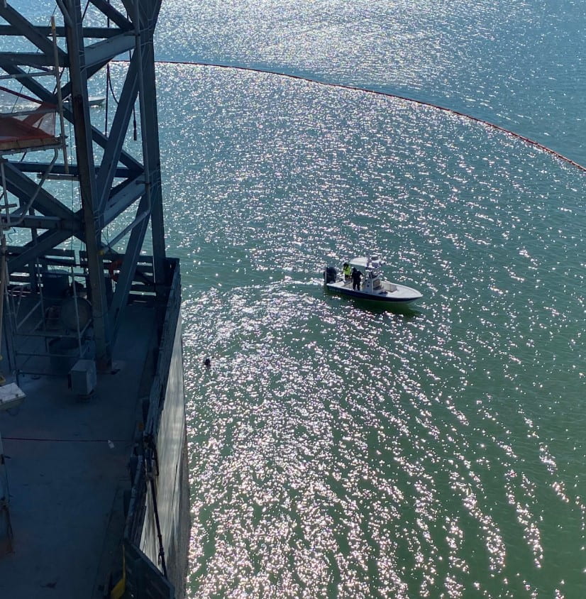 TheKristLawFirm's tweet photo. Scaffolder dies after falling from rig at Texas yard: https://t.co/FV8YOukzlg #OffshoreWorker #WorkplaceAccident #OilAndGas #DangerousJobs https://t.co/5VdLHqejYD