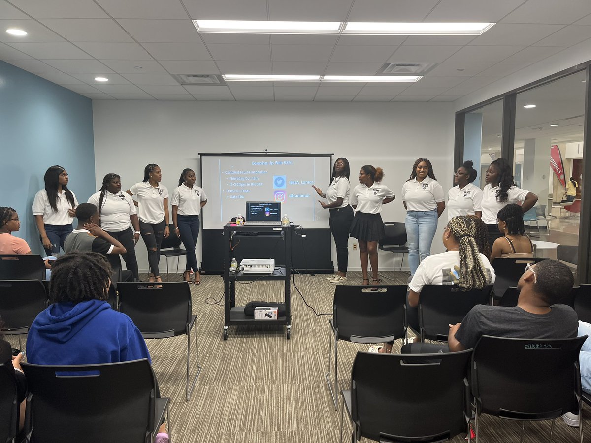 BSA_Lamar's tweet photo. Thank you to everyone who came out last night and supported us💓 A special thank you to Kayela, Terrell and Javon for winning the games. Stay on the lookout for our upcoming events 🤝🏾 https://t.co/anrDAr7wE2