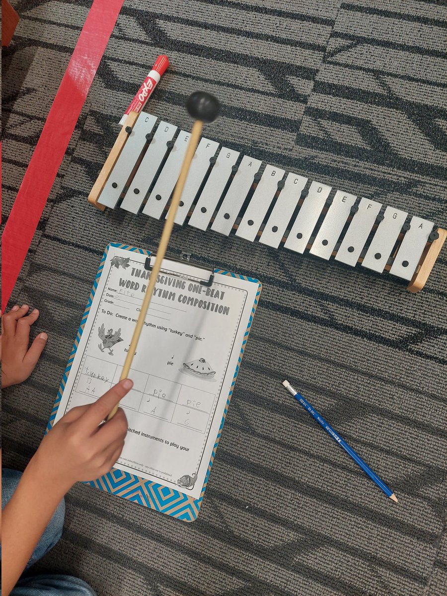 BESmusicmakers's tweet photo. Grade 1's explored what a "tur-key pie" would sound like on glockenspiel! We love composing! @MountainEdu @Banff_El_School https://t.co/SygzSAslca