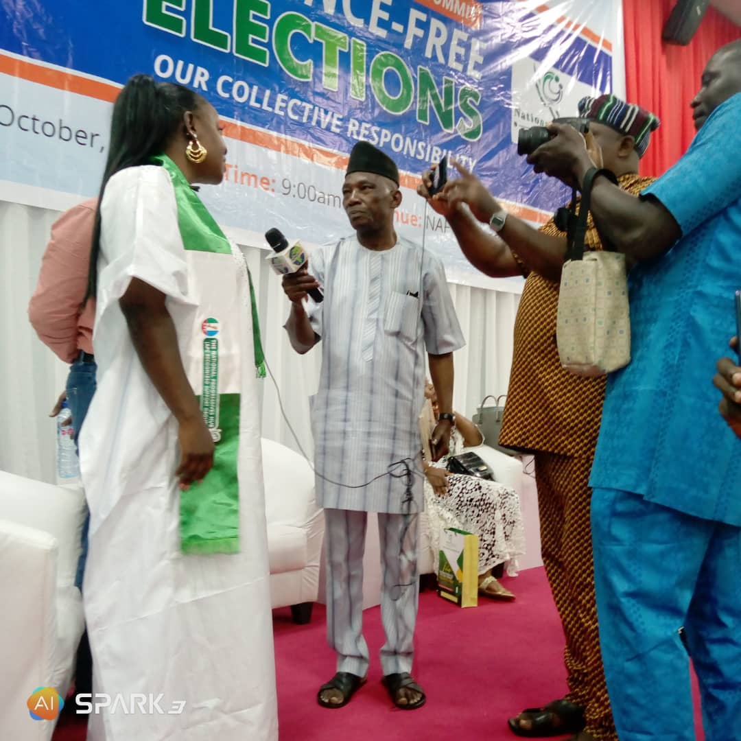 TaiSalami's tweet photo. God bless you Ma @Bmokangbe for this thoughtful and brilliant security summit.
#nphsummit
#peacefulelection2023
#progressivehub
@Bmokangbe
@OfficialAPCNg
@Hubprogressive_ https://t.co/r3cS2dnVDB