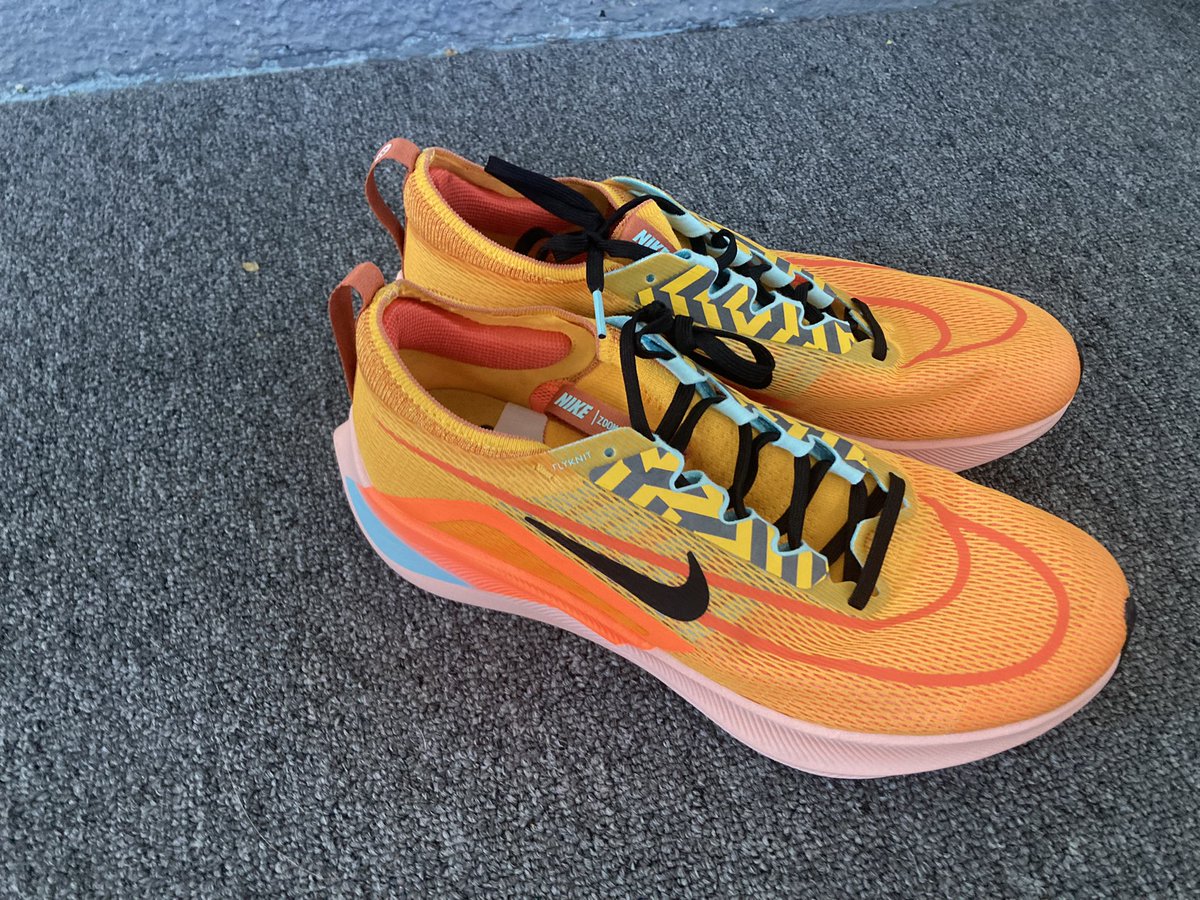 mechanicaladva5's tweet photo. Seen a bit of hate for the #Nike Zoom Fly 4’s but after 20 miles in them I have to say I’m a fan. Definitely not an easy day shoe but they’re great for tempo and speed work. https://t.co/4JDGwQyjmm
