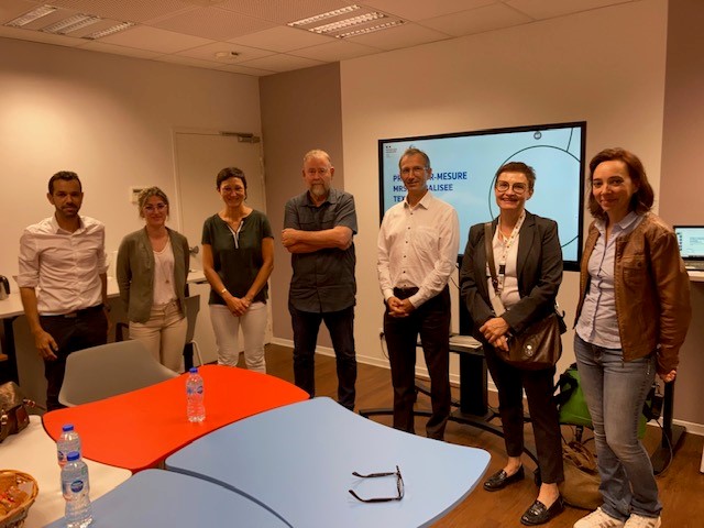 #AvecPôleEmploi <a href="/PeAndrezieux/">France Travail Andrezieux-Boutheon</a> et l'équipe MRS #TousMobilisés pour le textile. 42 présents à l'information collective mutualisée MRS Textile avec les entreprises Julien Faure, Neyret, Sigvaris, Urgo. Une belle collaboration et synergie !👏👍 <a href="/Schall_eric/">Eric Schall</a> <a href="/FatihaJanier/">Fatiha Janier</a>