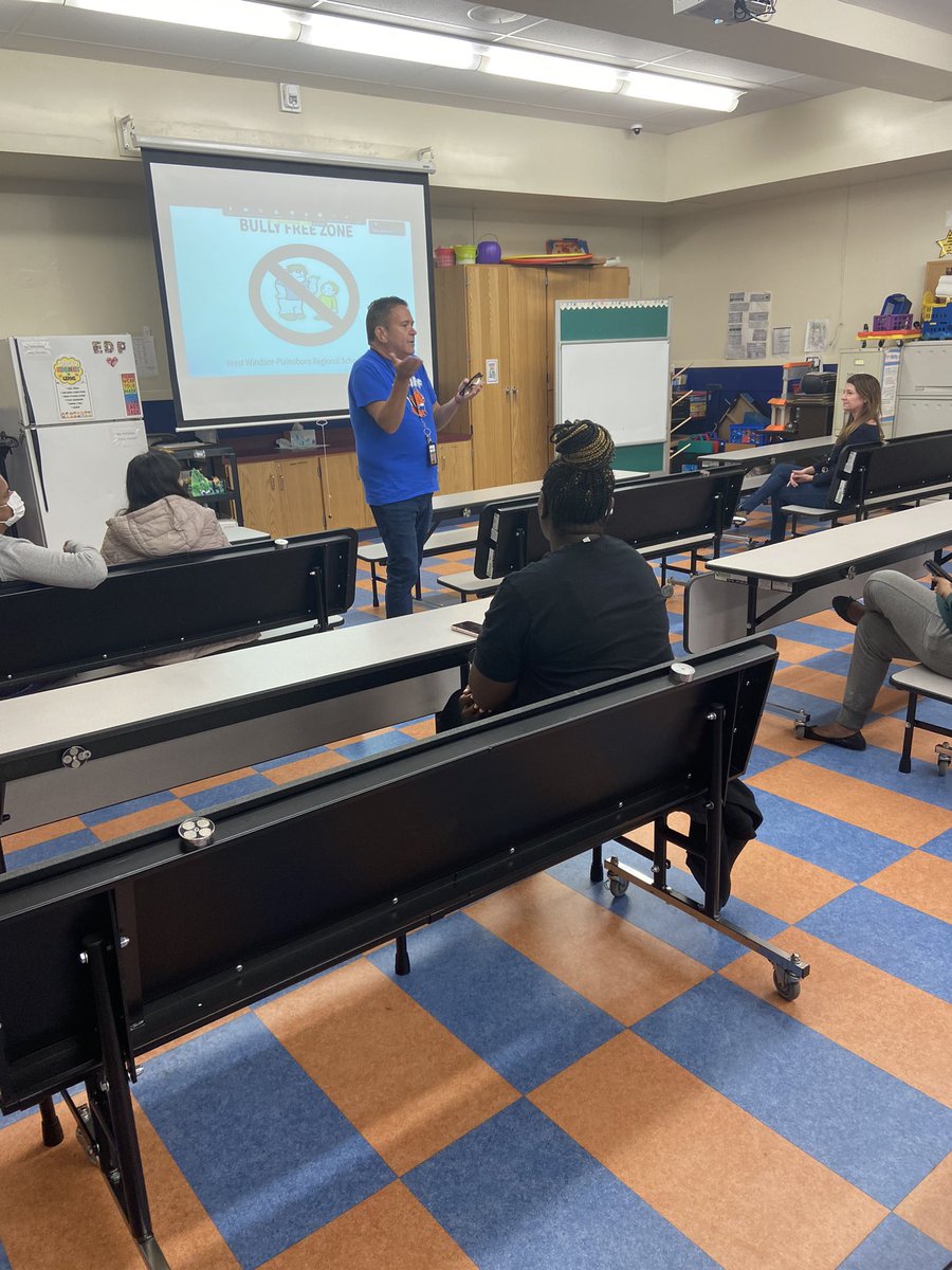 MrsCookWI's tweet photo. First Wicoff PTA Meeting of the year. HIB Presentation @mwelborn12 @WWP_Schools https://t.co/u6McEI0Sao