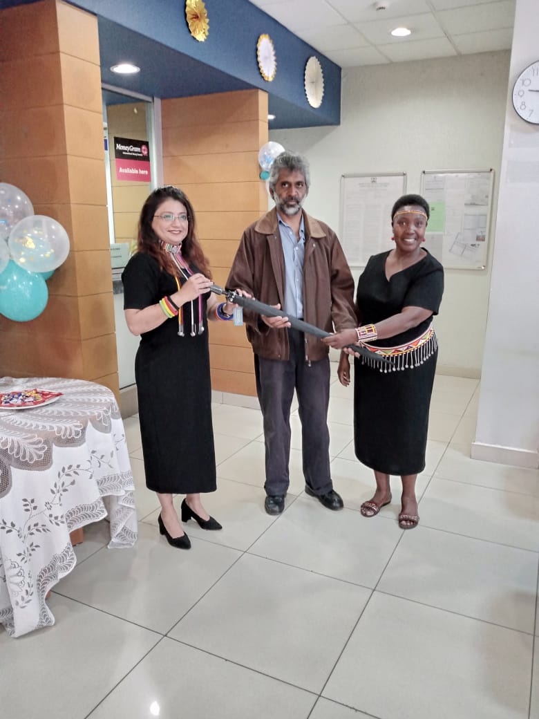 imbankke's tweet photo. We are happy when our customers are happy #CustomerServiceWeek2022 #CelebratingService #IMCustomerServiceWeek2022 #WeAreOnYourSide https://t.co/Nfp1XOySIX