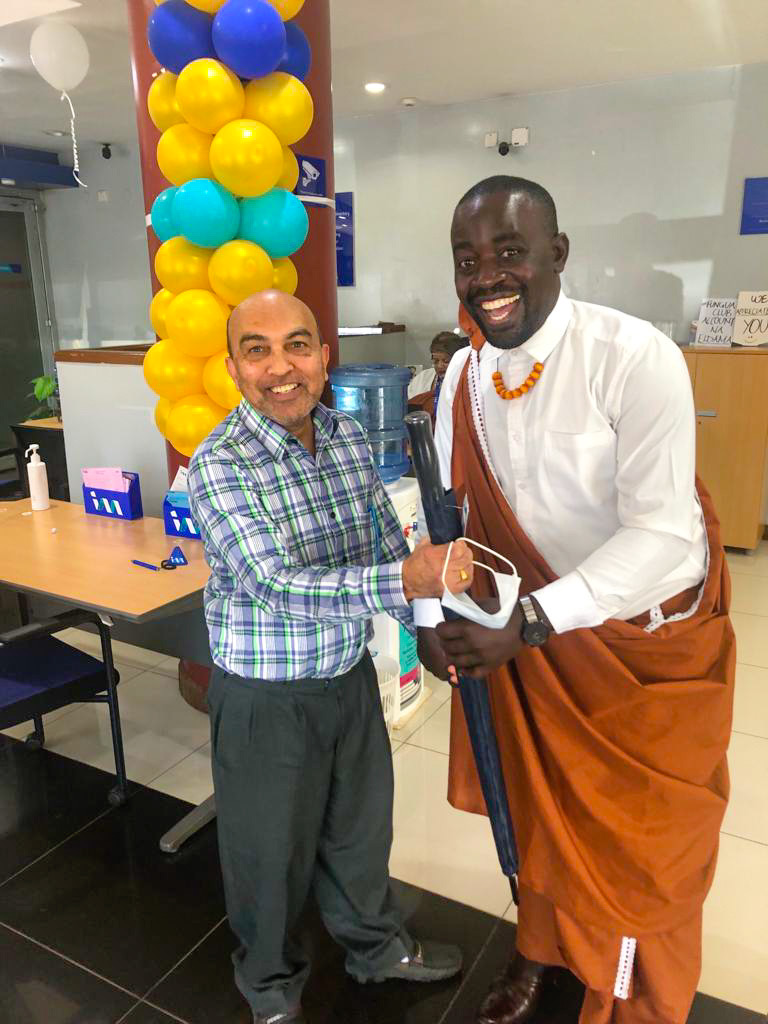 imbankke's tweet photo. We are happy when our customers are happy #CustomerServiceWeek2022 #CelebratingService #IMCustomerServiceWeek2022 #WeAreOnYourSide https://t.co/Nfp1XOySIX