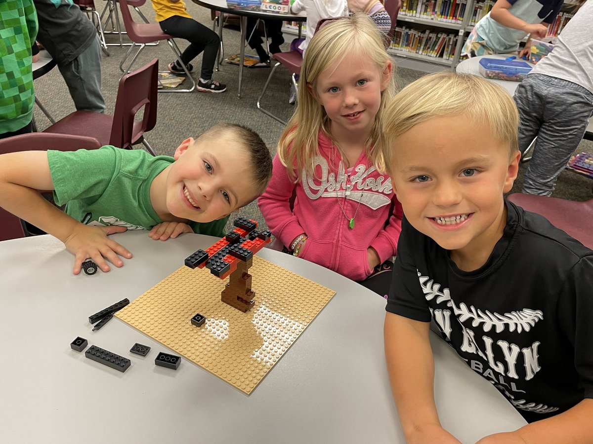 Miss Megan Mau tweet media