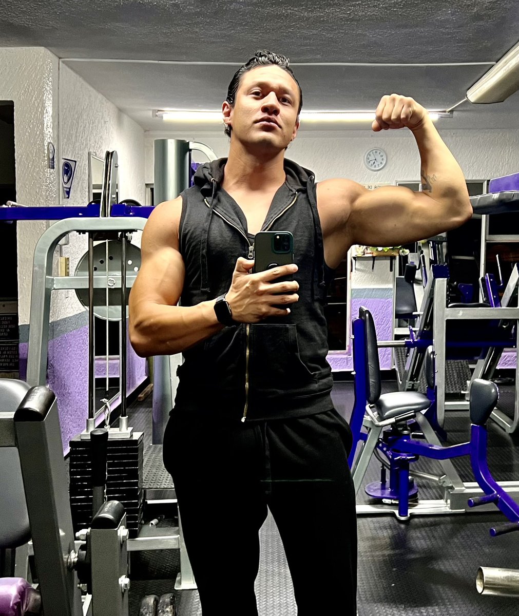 LflifeFit's tweet photo. Tu cuerpo es el reflejo de tu estilo de vida… #fitness #fitnessgirl #fitnessmotivation #fitnessmodel #fitnesspuebla #fitnessaddict #gym #gymmotivation #gymgirl #gymrat  #lifefit #puebla #pueblacity #zyzz #zyzzlegacy https://t.co/O8Q13fEAY2
