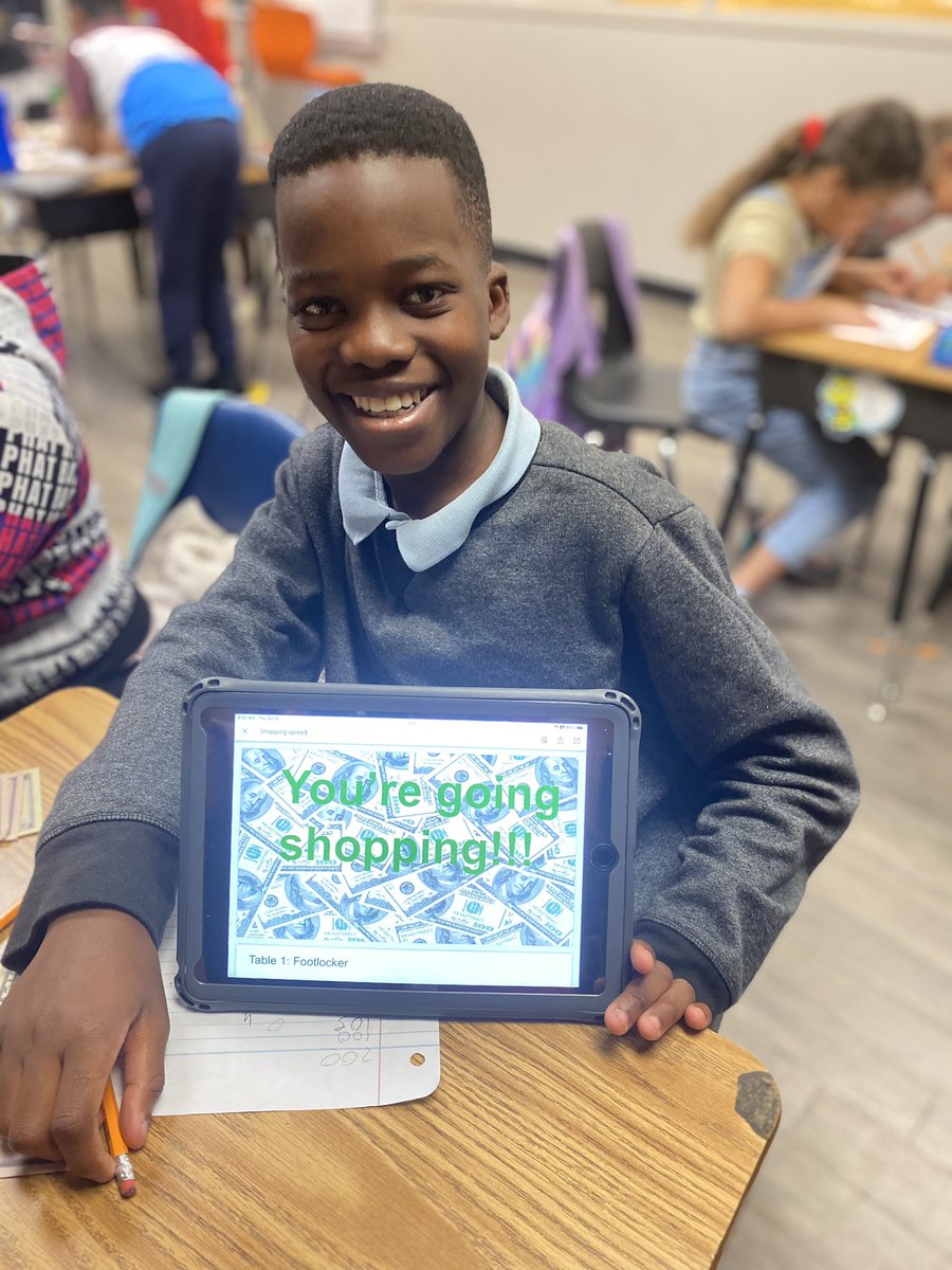 TheWonderfulMs's tweet photo. I’m splurging all day. Taking my students on a shopping spree!!! @ForestLnAcademy #RISDbelieves #fakemoney #realexperiences #funinmath #authenthiclearning their reaction was priceless https://t.co/x2vGn7h4RR