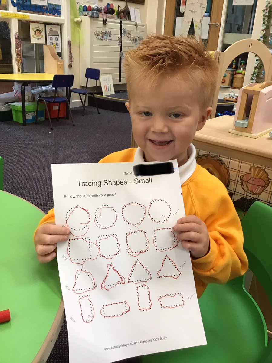 sjvblackpool's tweet photo. Shape houses and tracing #SJVNURSERY #SJVMaths #SJVWriting https://t.co/RSbPlw8J5v