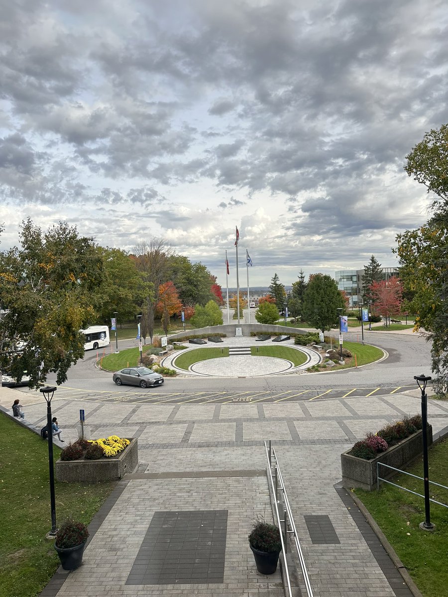 genkiaussie's tweet photo. Good morning @georgiancollege #Griffithuniversity is on campus near the Marketplace until 2:00 with @KOMabroad Come say hi and find out about your pathway options in Australia! #studyinaustralia #studybrisbane #studygoldcoast #griffithuni #Barrie #ontariocollege #studypathways https://t.co/Tk3UI3znDR