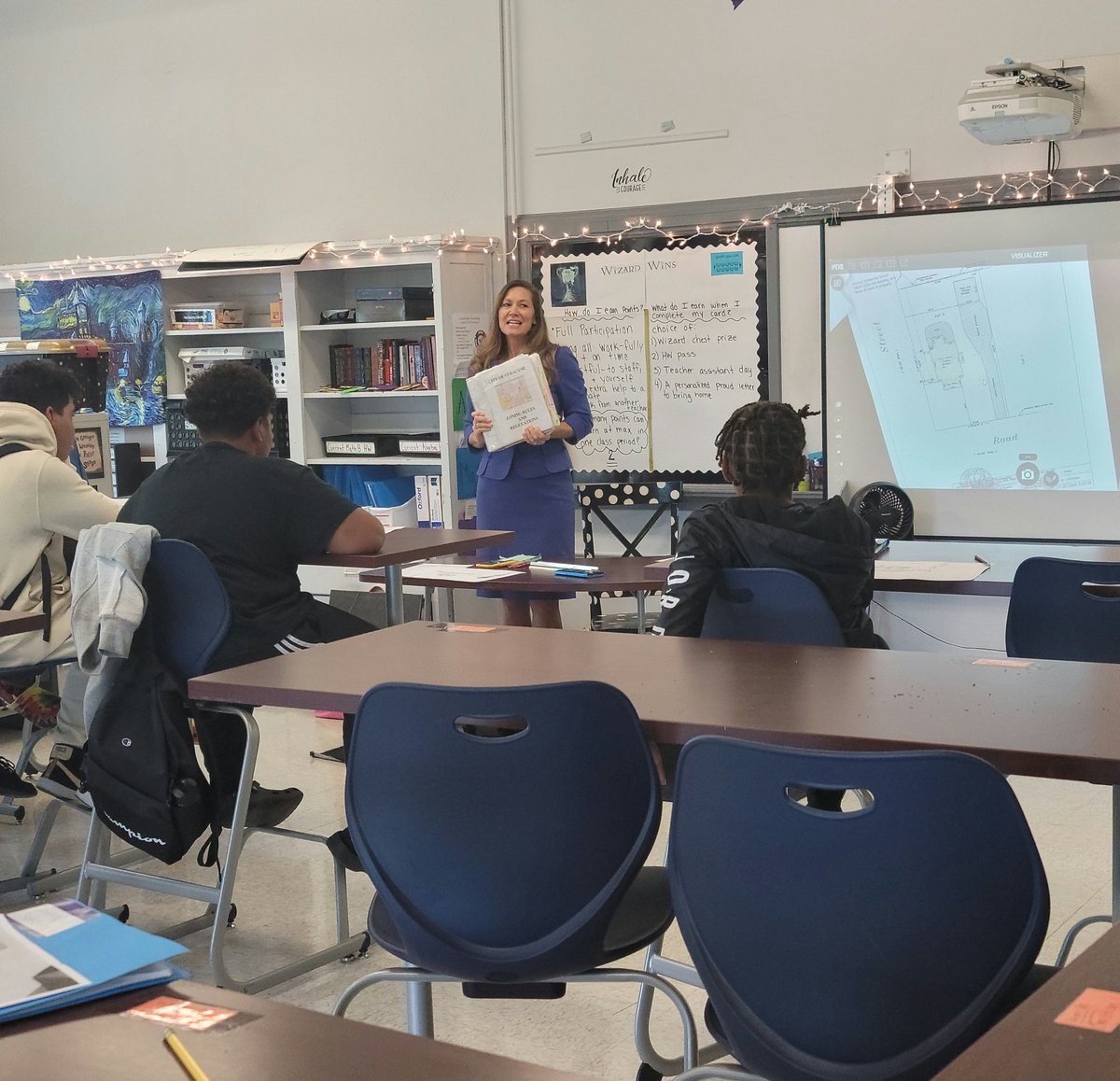 STEMatBlodgett's tweet photo. Ms Piraino invited Heather Lamendola, the zoning administrator for Syracuse, as a guest speaker. Her students examined real site plans and the tools used to approve city projects. #GoSTEMLions #SCSDPBL #SCSDSTEM #SCSDCareerReady @STEMatBlodgett @SyracuseSchools https://t.co/RyH7rlPoLq