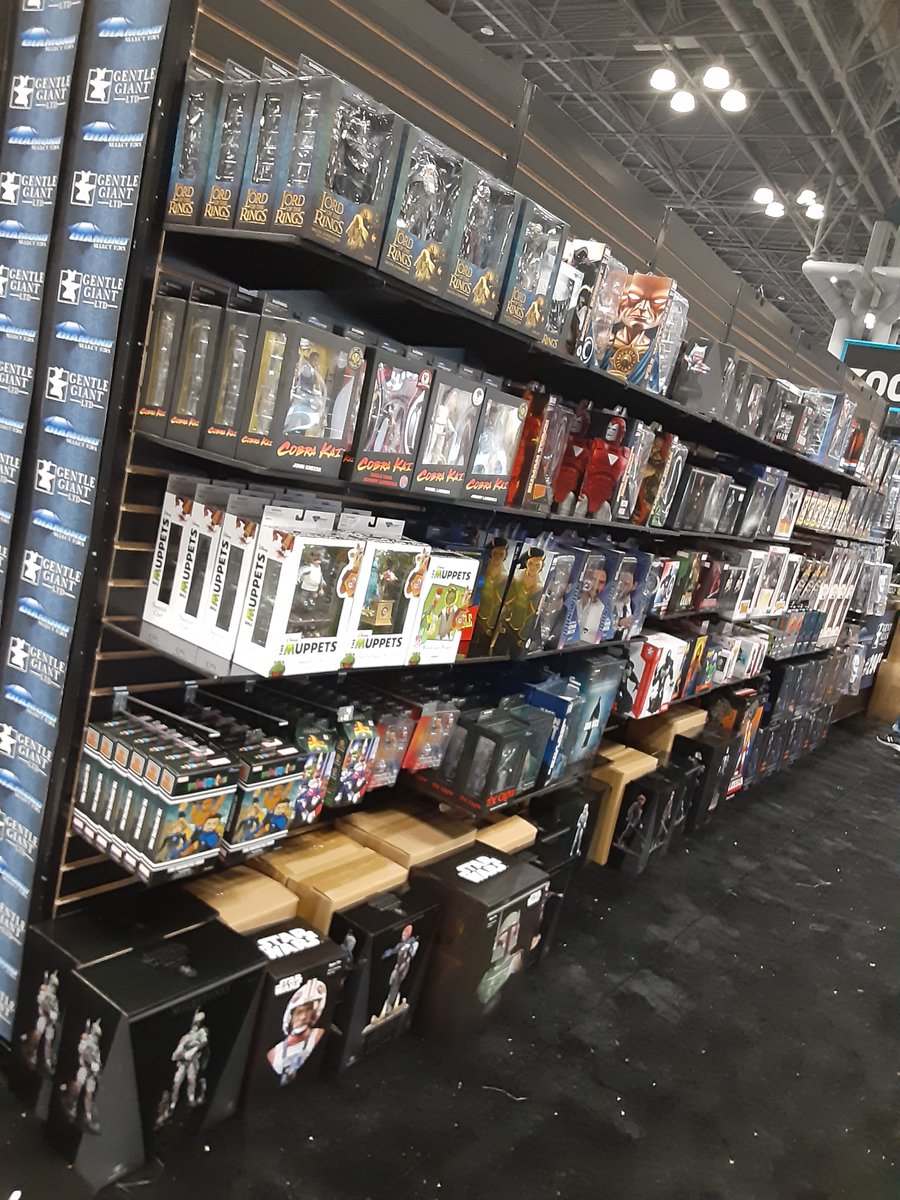 GentleGiantLTD's tweet photo. Day 1 of #NYCC is finally here! DSTZach knows not everyone can make it in person, so he's given us a few more #BTS pics of the #GGLTD booth throughout the set up process!

Check them out now and stay tuned for a Booth Tour Video dropping tomorrow. 😀 https://t.co/gsfkUjnYSd
