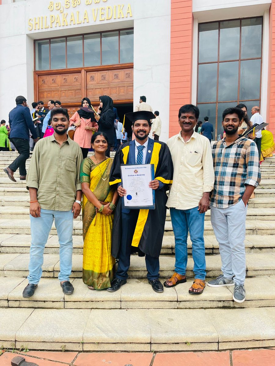 vamshi2404's tweet photo. @theicai @PiyushGoyal @PiyushGoyalOffc @drdebashismitra @AniketTalati @CaDayaniwas @CaRANJEET @AbhayChhajed17 @ruwatiaofficial @rajendrakumarRK @rajchawlaca @MSR4CC
It was pleasure attending the Convocation
Life time experience
#ICAI #Convocation #icaihyd
#Convocationhyd https://t.co/RDbYlFye8H