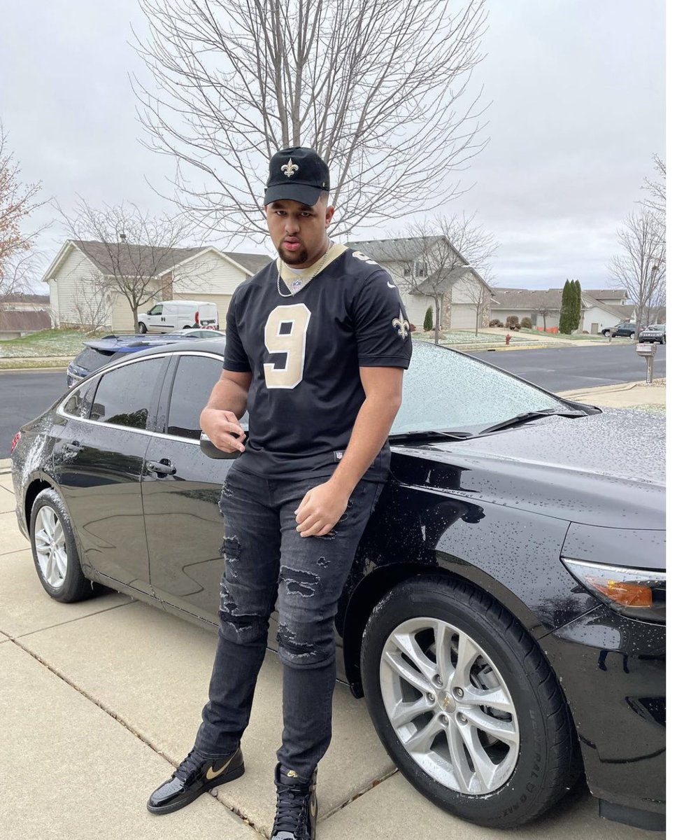 Happy National Coaches day to our amazing coaching staff! All hardworking, dedicated individuals who believe in student before athlete.  Go time in 31 days! #NationalCoachesDay #GoSeason 💜💛