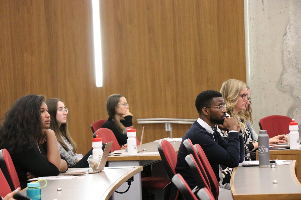 CPD_FHS_QueensU's tweet photo. #HappeningNow - the @QueensUHealth Dean's Action Table on Equity, Diversity, &amp; Inclusion (DAT-EDI) Forum. Our keynote conversation moderated by @sanixto kicked off the day, followed by recommendations from DAT-EDI Working Groups. https://t.co/YjWdt5HDRS