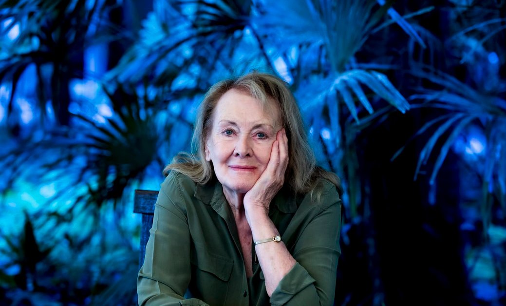 De nuevo una mujer consigue el Premio Nobel de Literatura, la escitora francesa Annie Ernaux. Una autora magnífica que ha sabido plasmar las vivencias más personales de las mujeres. ¡Nos encanta!  

#AnnieErnaux #PremioNobelLiteratura