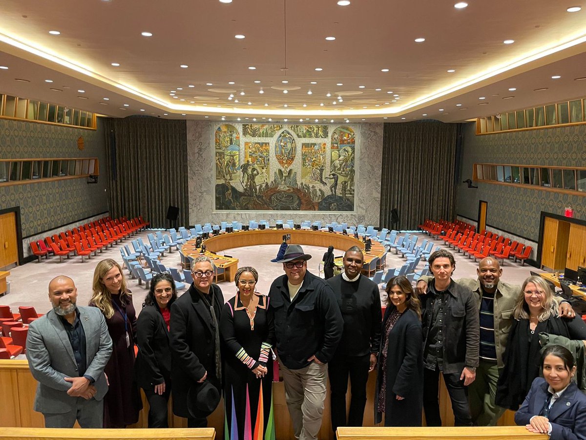 CoL_purpose's tweet photo. Conspiracy of Love was honored to be invited by the UN to create a very special edition of our GoodCon Global Festivals of Good in NY this week.
#GoodCon X @UNDP brought together solutionaries to meet the top 200 UNDP leaders. 🙏🙏🙏
https://t.co/ghKAwtvDCr https://t.co/3qBsLgB4bu