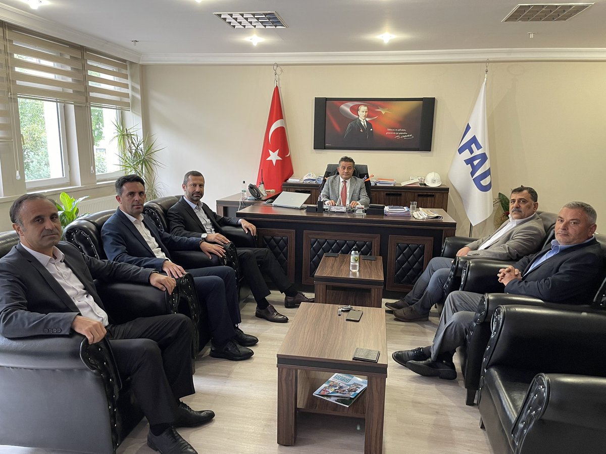 Ordu’da kurum ziyaretlerimiz devam ediyor. Çalışanlarımıza kazanımlarımızı anlatıp, taleplerini dinledik.