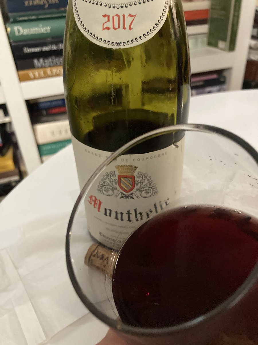 DoliverosDaniel's tweet photo. Kudos to the #Matrot sisters, Adele & Elsa for making terroir driven #wine,specially their #PinotNoir keep on getting better every passing year,17 #Monthelie is a beautiful example of this upcoming area,deep ruby,earthy aromas,intermingled w/abundant raspberry & intense flavors🌟 https://t.co/2X6cw5Xqfa