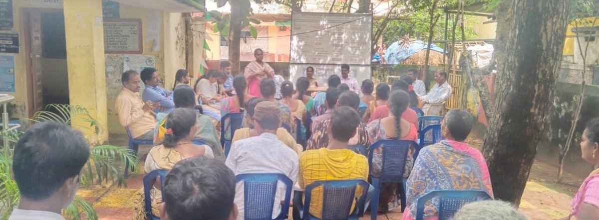 mahilapolicevzm's tweet photo. Stay safe online, avoid Cyber frauds
#Mahilapolicevzm conducting public awareness in their jurisdictions regarding #CyberSafety, #LoanFrauds, #KYCFrauds and Gambling. Also regarding 1930 cyber crime complaint no.
@APPOLICE100 @Policevzm @sdpovzm https://t.co/D63QQUG8Mj