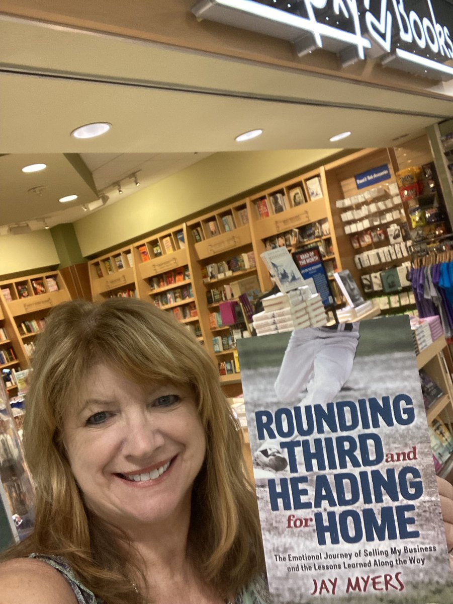 jbmyers's tweet photo. Traveling to or from Atlanta? Stop by Simply Books( in the middle of the A Gates near the escalators) and pickup a copy of my new book "Rounding Third and Heading for Home) when you get the chance! #avtweeps #simplybooks #Atlanta #business #Entrepreneurship #smallbusinessowners https://t.co/UmTLYhqbxu