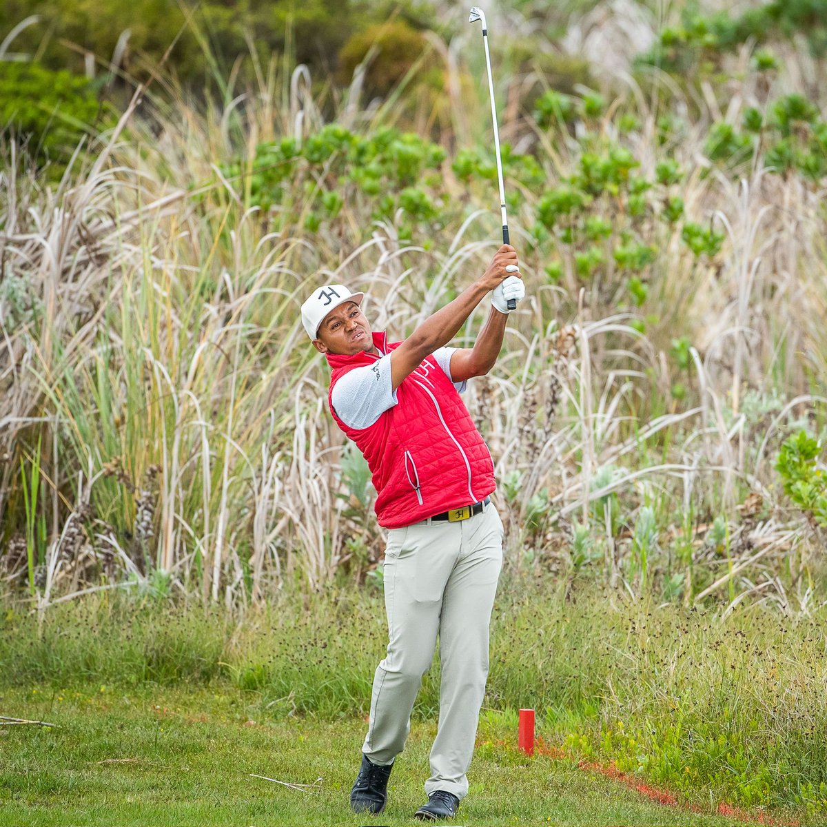 JacquinHess's tweet photo. My Round1 TeeTime in the #FortressInvitational is 07h05 at #EbotseLinks #Hoist #LourieLodge #ExcelsiorWineEstate #EagleTowersSA #CallawayGolfSA #Cutter&Buck #GFore #Load123 #WorldOfGolf #Titleist #BSIGolf #GolfAds #RobertsonGolfClub #TheTuxTailor #JH #Golf #BeGreat https://t.co/yFFiHT0VaJ