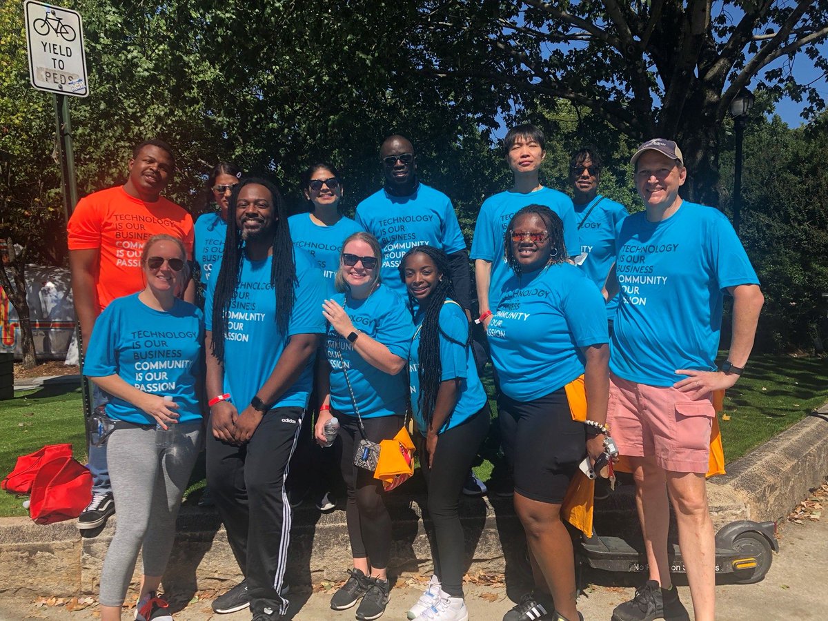 CoStarGroup's tweet photo. Our Atlanta office had a blast participating in #AIDSWalkAtlanta, an initiative that has provided resources for the fight against HIV and Aids in the Atlanta #community for over 30 years! #LifeatCoStar https://t.co/iMFISsNNuu