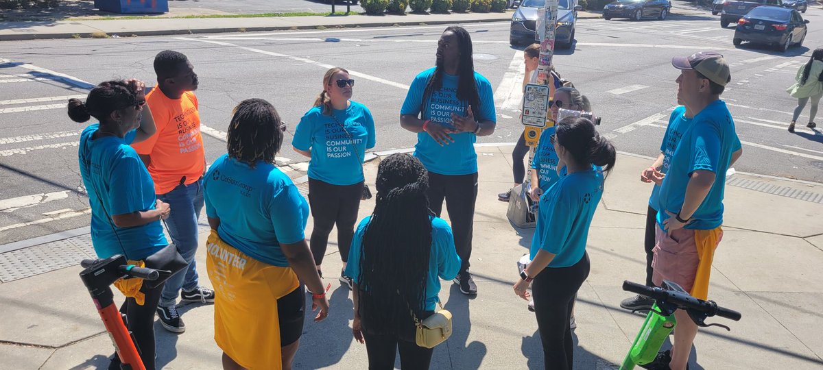 CoStarGroup's tweet photo. Our Atlanta office had a blast participating in #AIDSWalkAtlanta, an initiative that has provided resources for the fight against HIV and Aids in the Atlanta #community for over 30 years! #LifeatCoStar https://t.co/iMFISsNNuu