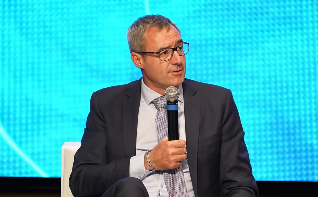 FranceUniv's tweet photo. #UR40. Universités et transitions. ❝ Si on veut soutenir les territoires d’Outre-mer, il faut s’appuyer sur les universités ultra-marines pour développer la formation, la recherche et l’innovation ❞.
Guillaume Gellé. https://t.co/BhVm6wByLB