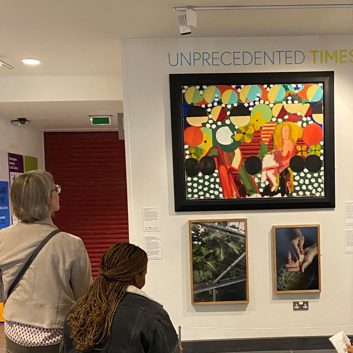 Wghs1911's tweet photo. Artists in Years 11, 12 and 13 have this week been to @BM_AG and Wolverhampton Art Gallery to support their GCSE and A-Level Art studies. #SubjectoftheWeek https://t.co/hcHZFb9OSU