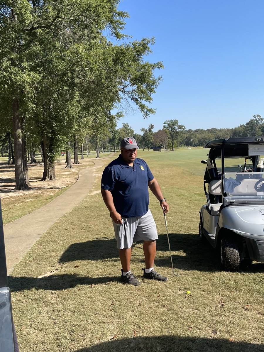 MikeHowell_12's tweet image. St. Richard Special Kids Golf tournament with the legends!