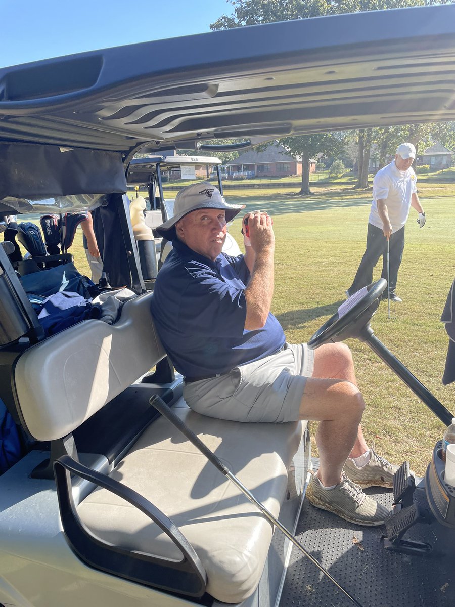 MikeHowell_12's tweet image. St. Richard Special Kids Golf tournament with the legends!