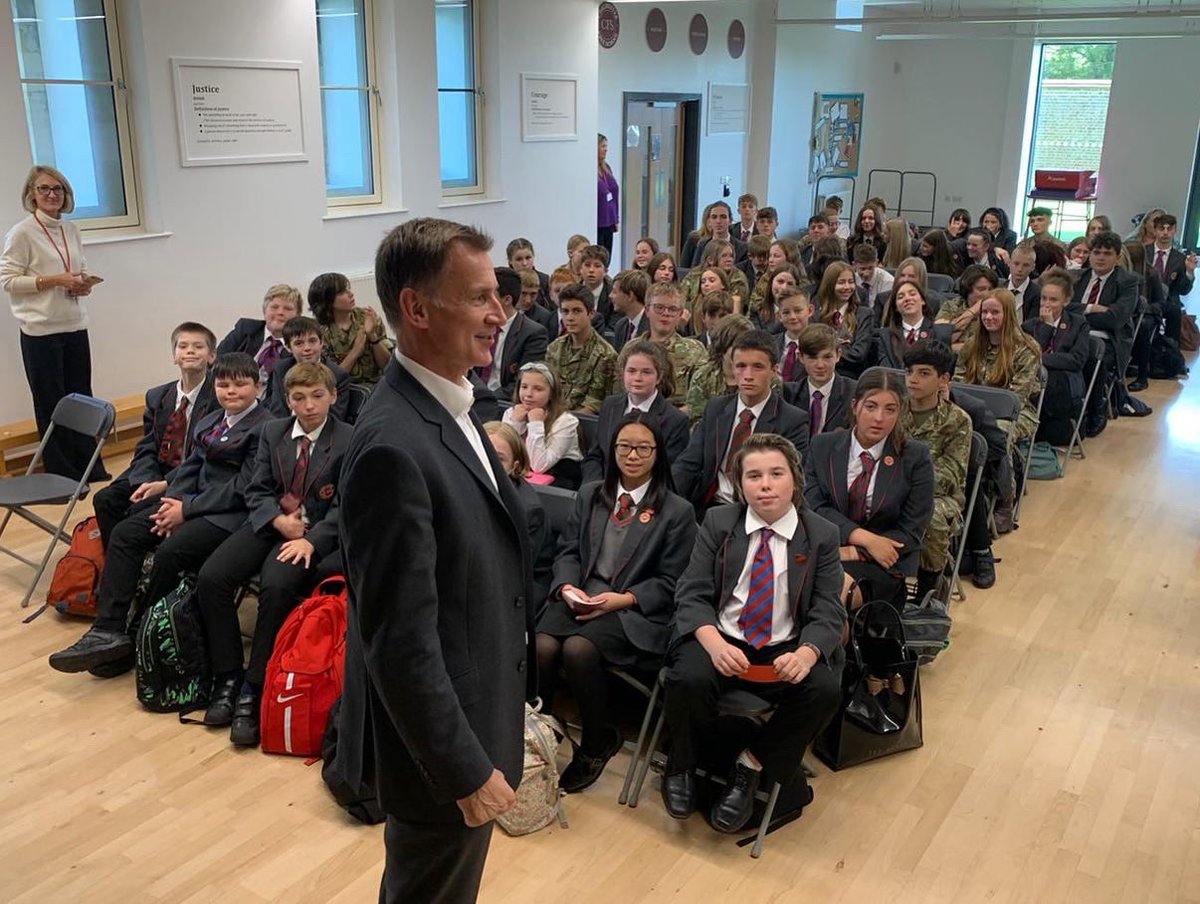 Delighted to give my first talk for the brilliant Speakers for Schools programme set up by Robert Peston and Andrew Law. Thanks for a tremendous welcome and great questions from the children at Chichester Free School! #speakersforschools