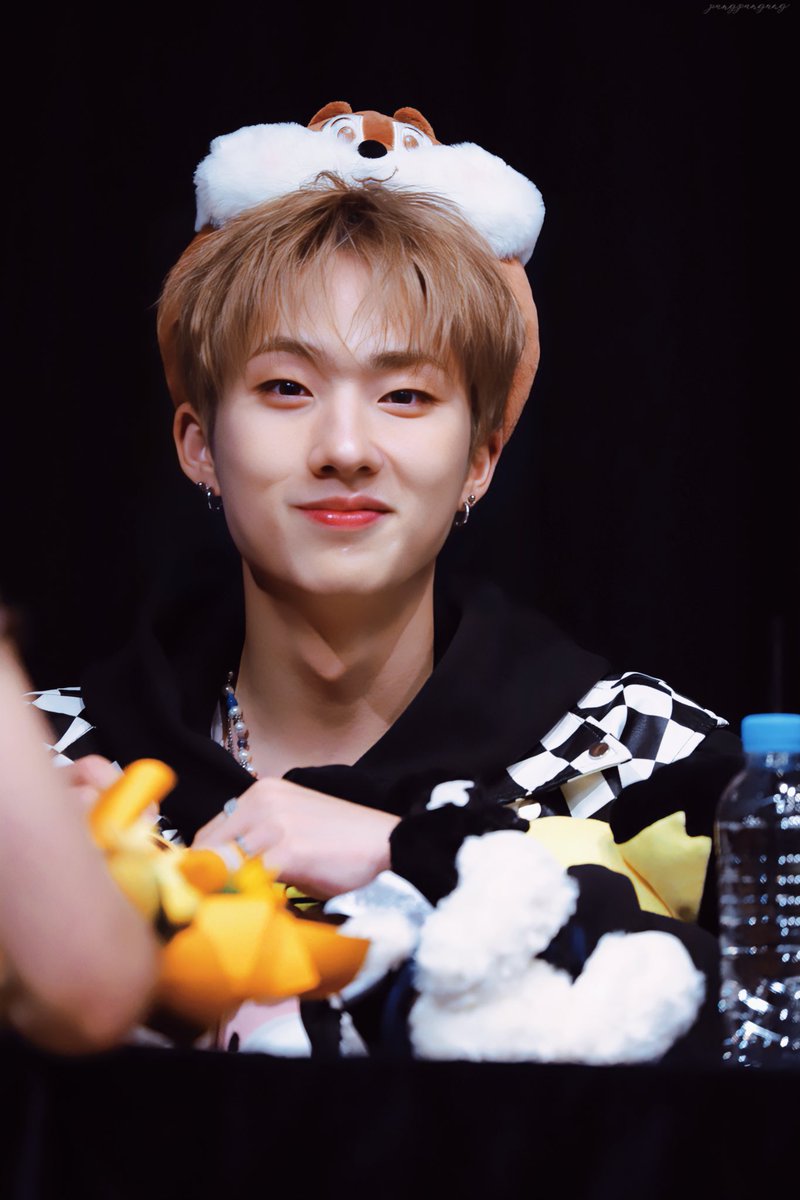 pangpangung's tweet photo. 막막한 꿈도 둘이 함께면 ok
Happy Birthday my bae
#만능다람쥐_지웅햄자님_생일축하햄
#AllRounderJiungDay
#지웅 #JIUNG #최지웅 
#피원하모니   #P1Harmony https://t.co/dcRzMxMREy