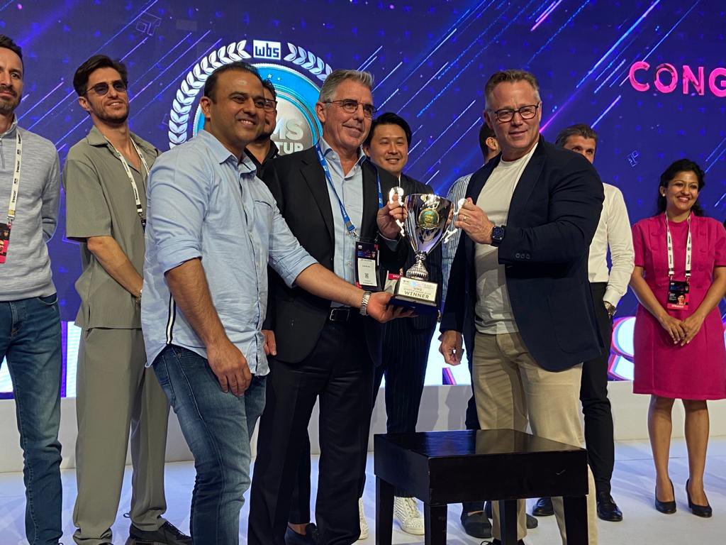 HODLbyTrescon's tweet photo. Congratulations to @SansarOfficial on winning the Startup Grand Slam Pitch Competition!🎉

#Worldmetaverseshow #virtualreality #dubai #dubaievents #futuretech #technology #Innovators #Metaverse #Gamechangers #metaversegeneration #metaversenft #mena #menaevents https://t.co/o81A6czRoJ