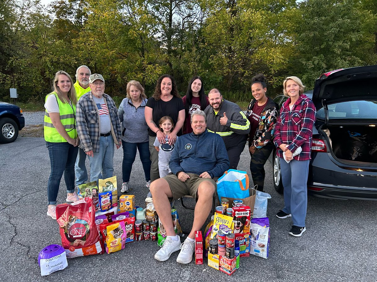 RepSchmitt's tweet photo. Thanks to all who came out to my latest Shredding with Schmitt event last night. We destroyed a lot docs that would have fallen into the wrong hands. BIG thanks to all who donated to the @CentralPAHumane. We collected more than $1,500 and a lot of supplies! https://t.co/7kuRZg6u5c