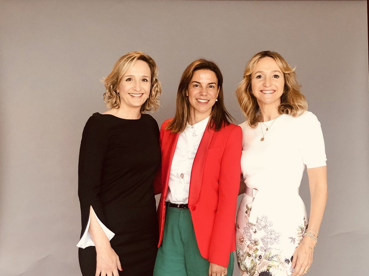 Daniela Alonso (@danielaalonsouy) on Twitter photo 🤩 Spotlight en #ForbesMujeresPower no esperes a te llegue tu tiara 👑 Trabaja en tu visibilidad, networking, #personalbranding apoya a otras y si necesitas model role acá tienes estas 2 cracs <a href="/RaffoVero/">Verónica Raffo</a> <a href="/lauraraffo/">Laura Raffo</a> q seguro te van a impulsar!! Administración total 💜 🤩 Spotlight en #ForbesMujeresPower no esperes a te llegue tu tiara 👑 Trabaja en tu visibilidad, networking, #personalbranding apoya a otras y si necesitas model role acá tienes estas 2 cracs <a href="/RaffoVero/">Verónica Raffo</a> <a href="/lauraraffo/">Laura Raffo</a> q seguro te van a impulsar!! Administración total 💜