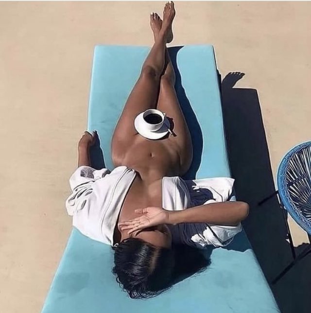 Moët & Chandon tweet media