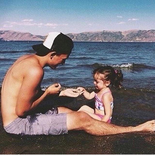 haiIeyhalstead's tweet photo. Some cute pictures I saved in my #Hawkami family folder. Can’t believe we really lost them last night. 

They were supposed to grow old and start a family together. 😭💔 https://t.co/HtSDcldOXZ